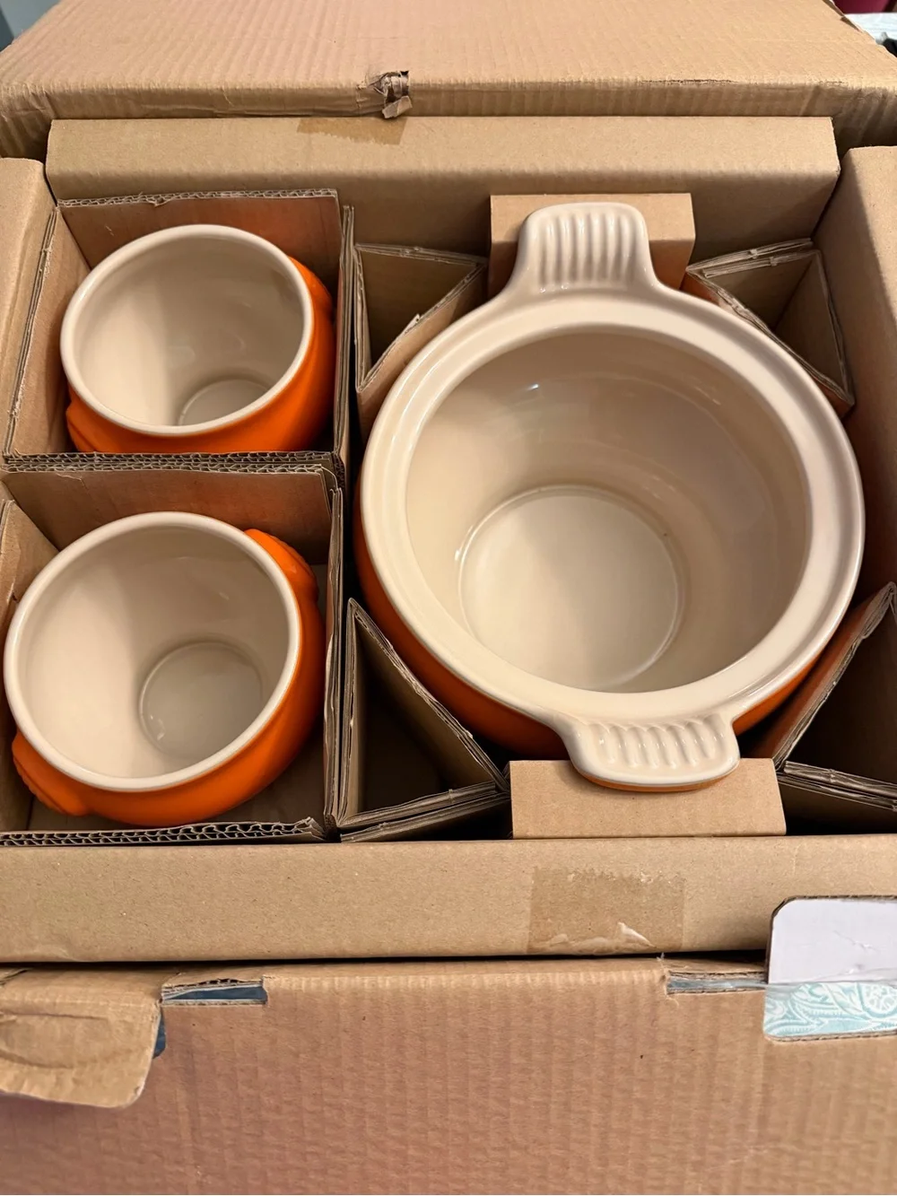 Le Creuset 6 piece Serveware Set Soup set New Volcanic/Flame